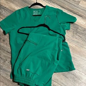 Figs Teal Scrub Ensemble